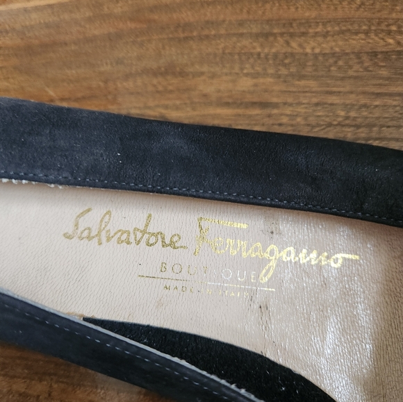 Salvatore Ferragamo Suede shoes - Picture 2 of 4